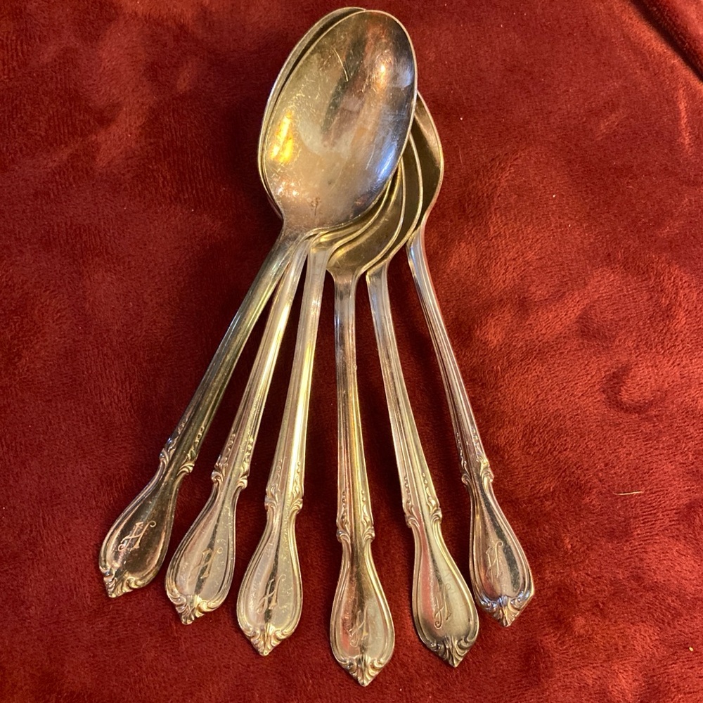 6 Silverplate Dinner Spoons w/ H Monogram Wm Rogers Memory Pattern | 1960s